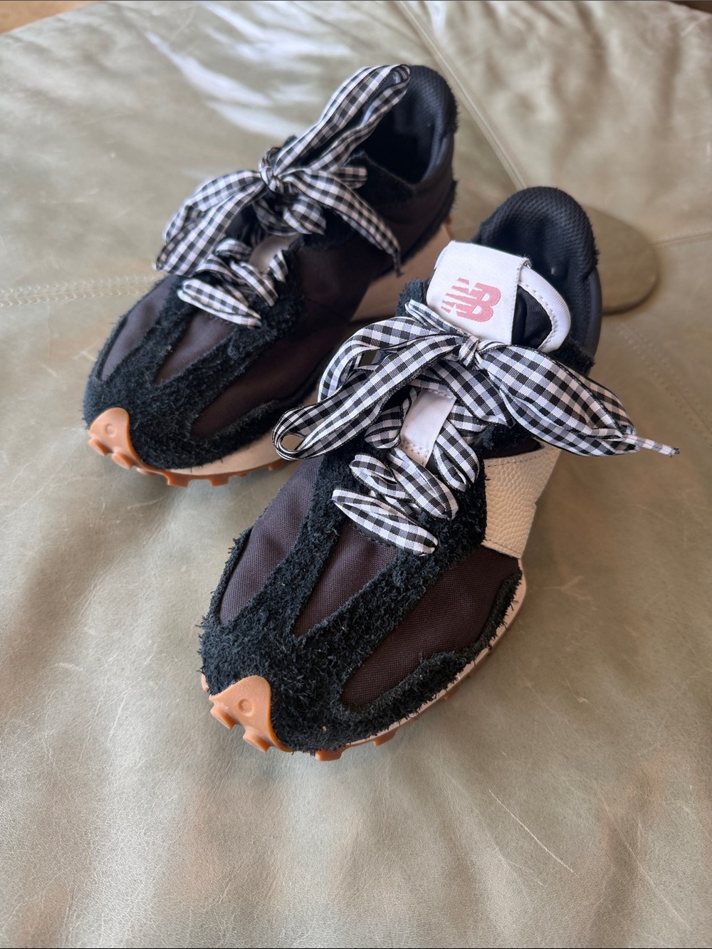 New Balance Black White & Tan Gingham Lace Athletic Sneakers